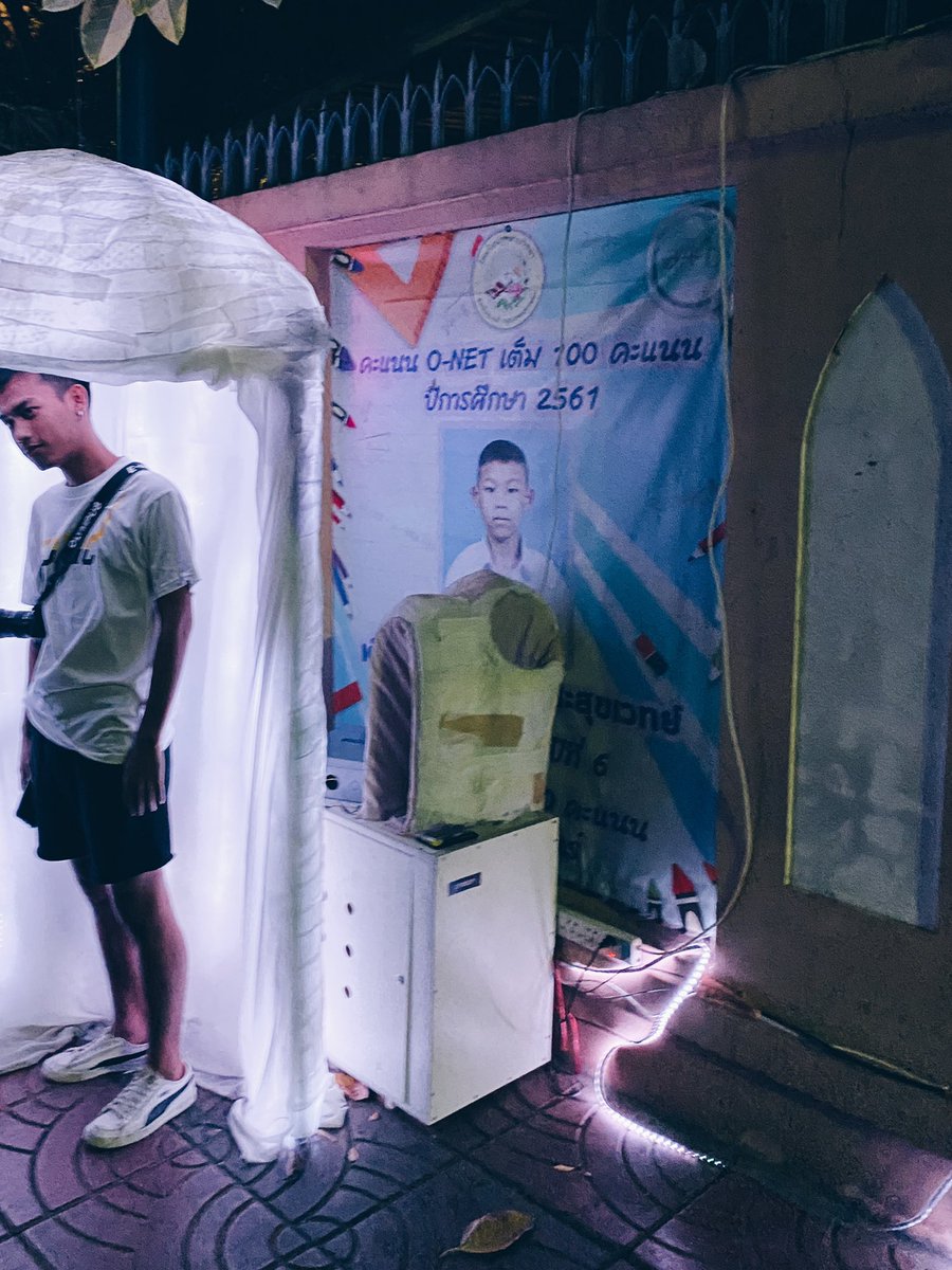 ter_nawapol's tweet photo. bangkok design week 2020 สาขา กราฟิกดีไซน์
#bangkokdesignweek2020 https://t.co/oB9PxQkXwJ