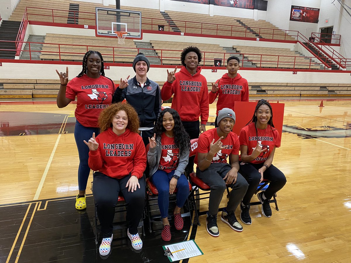 Cedar Hill Longhorns tweet media