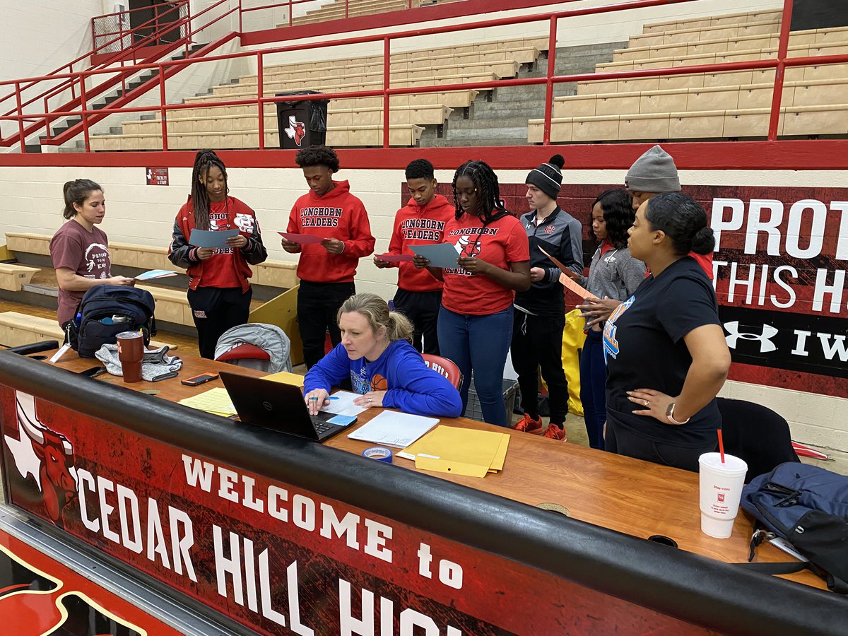 Cedar Hill Longhorns tweet media