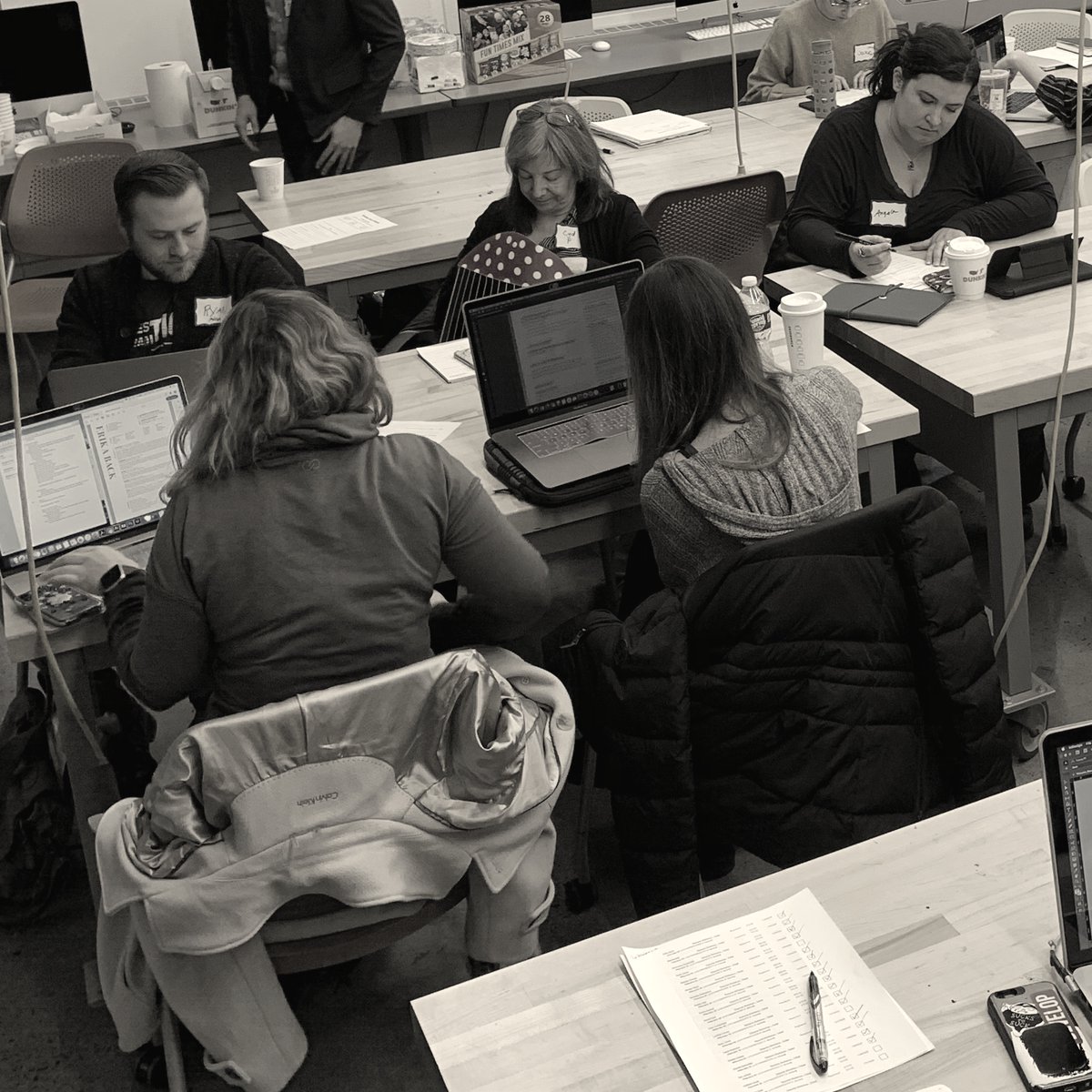 Thank you to Kristina Galligan for leading our Level Up: Resumé Workshop and thank you to the attendees for making this event a success!

Next up: Level Up: Headshot Workshop, February 22.
🎟️Spaces limited. Register today! Link in bio.⁠
⁠
#AIGACT_LevelUp #AIGACT #DesignInCT