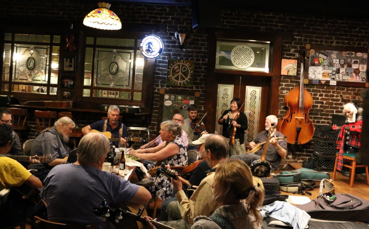 Here’s something that will brighten up your week! ☀️ Come to the Jig tonight at 7:15 for Old Time Jam.