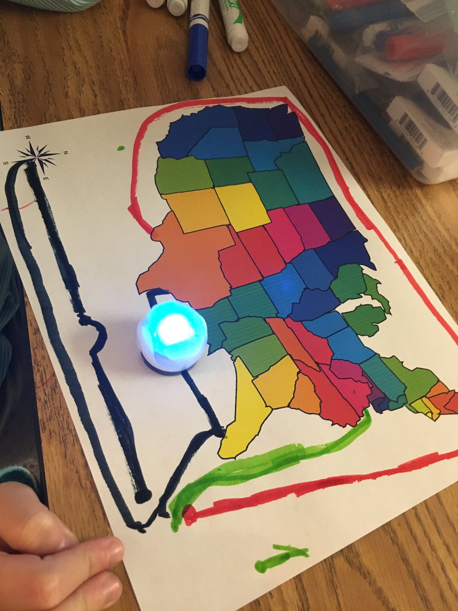 MonicaRoach15's tweet photo. @Ozobot totally saved the day when the laminator completely destroyed the Beebot mat we had planned on using for geography... 15 mins before the lesson! These firsties thought it was the coolest thing ever!  #vbits #VBTitleI #quickthinking @BNESeagles https://t.co/U7AXn56c9G