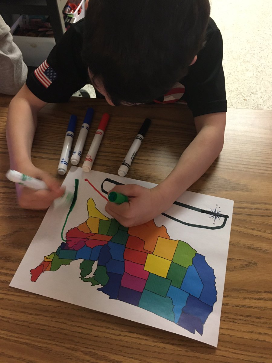 MonicaRoach15's tweet photo. @Ozobot totally saved the day when the laminator completely destroyed the Beebot mat we had planned on using for geography... 15 mins before the lesson! These firsties thought it was the coolest thing ever!  #vbits #VBTitleI #quickthinking @BNESeagles https://t.co/U7AXn56c9G