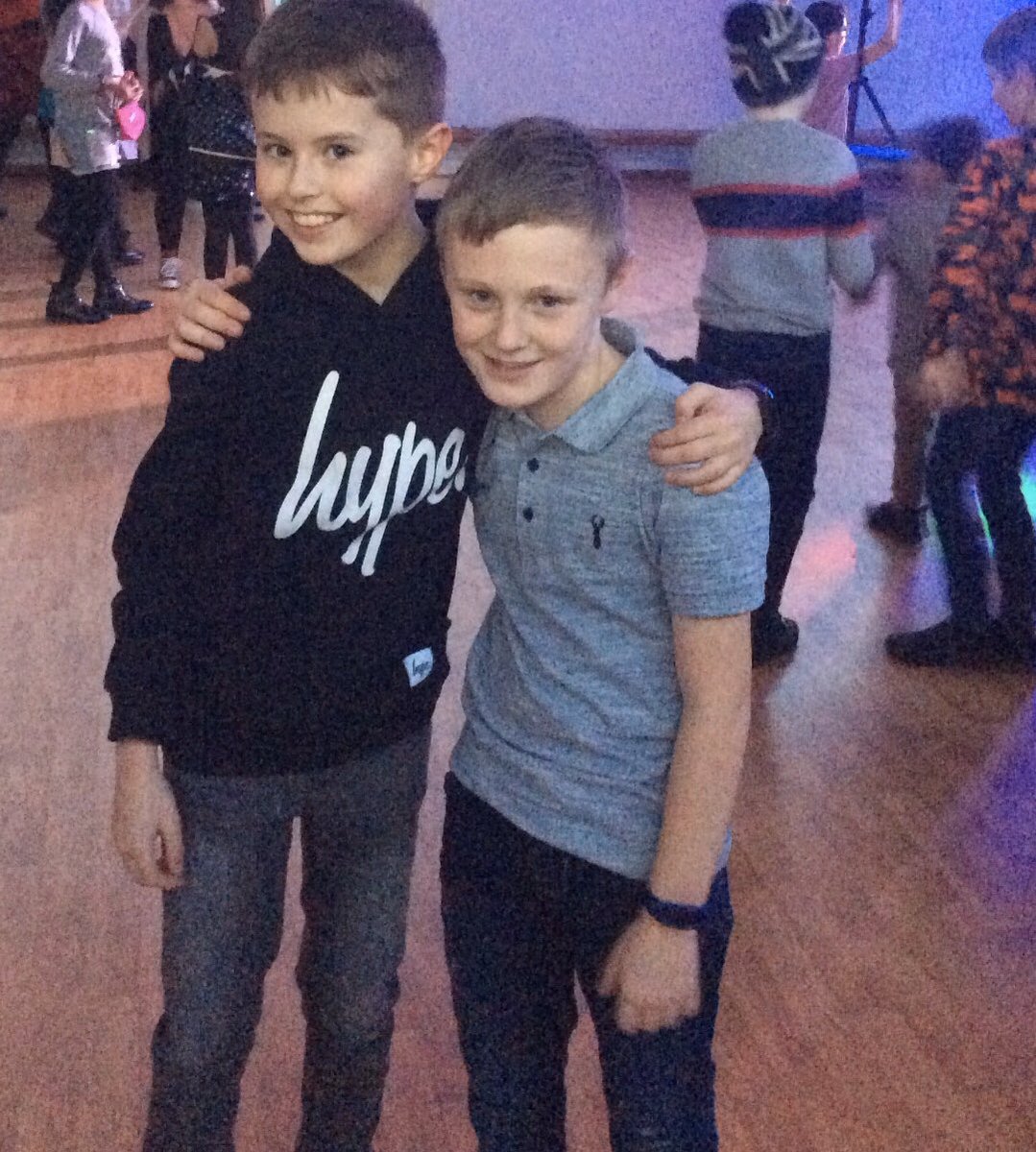 IvesonPrimary's tweet photo. Yr4, Yr5 and Yr6 are having a sing off! Boys vs girls...think the boys might have won that one!π€ π΅ #ks2valentinesdisco #singoff #competing #community #ivesonessentials https://t.co/ZvtBwpDLDR