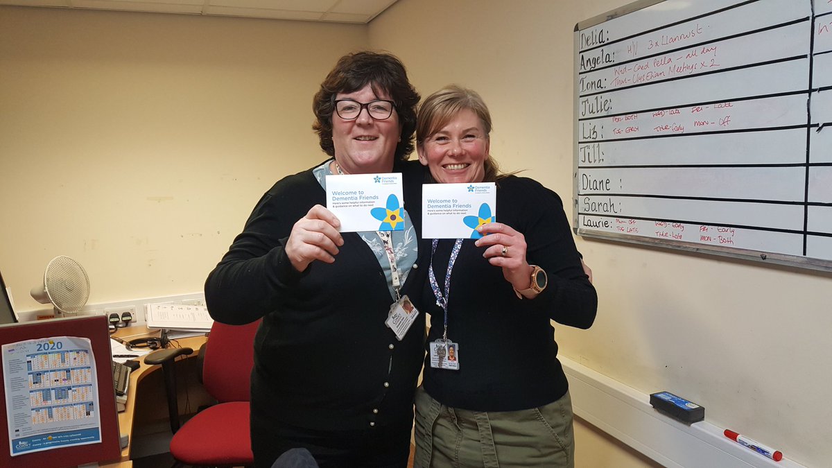 My 100th @DementiaFriends session for colleagues in my new job as Dementia H&SC Support in #Llanrwst 🤗with our Community Support Workers. Thanks for listening and becoming dementia friends😍 @lauriemgriff @ConwyCBC #reducingstigma #5keymessages