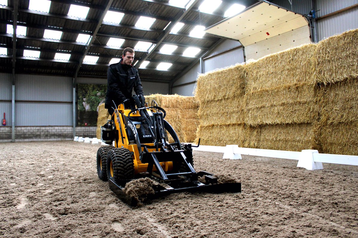 MultioneUk's tweet photo. #Menage levelling the easy way...
SHERPA #MiniLoaders do the hard work, so you don't have to. https://t.co/h8SFbofVQh