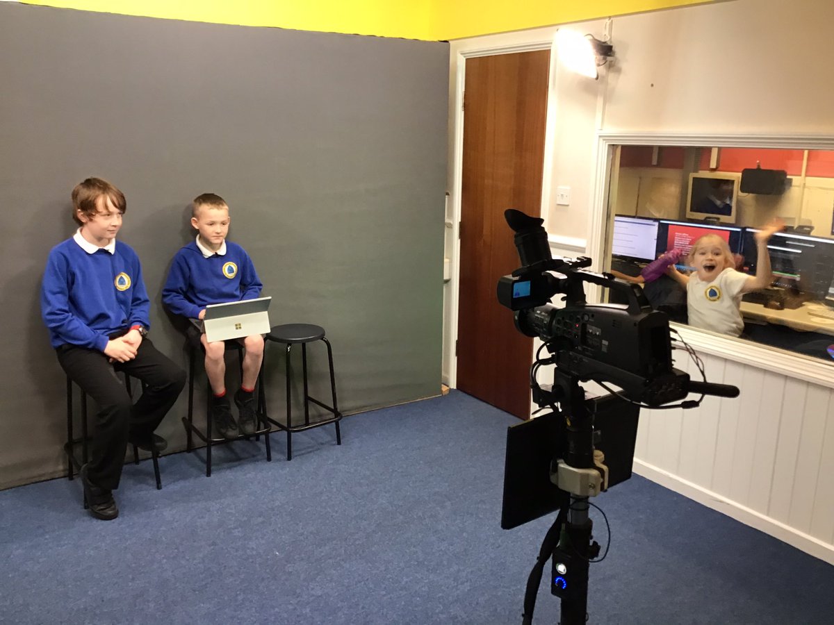 BeevorJames's tweet photo. Year 5 @BCPSchool have been brushing up on our #Internetsafety today in honour of #internetsafetyday! Filming ‘What not to do!’ videos in the studio all day has been great fun and made sure we’re all aware of how to #staysafeonline https://t.co/FhzrObfU9c