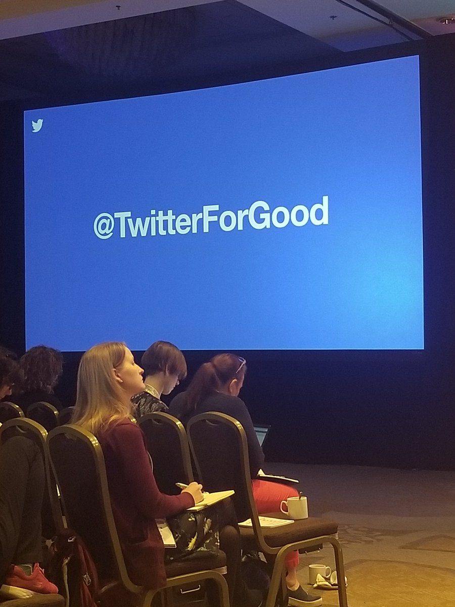 AmarachiMSPH's tweet photo. @lculbs still reflecting on your @TwitterForGood presentation and the wealth of tips you provided for connecting, educating and entertaining @twitter users around #publichealth causes. #AOCS20 @AOCSummit https://t.co/YVl2V7cgWM