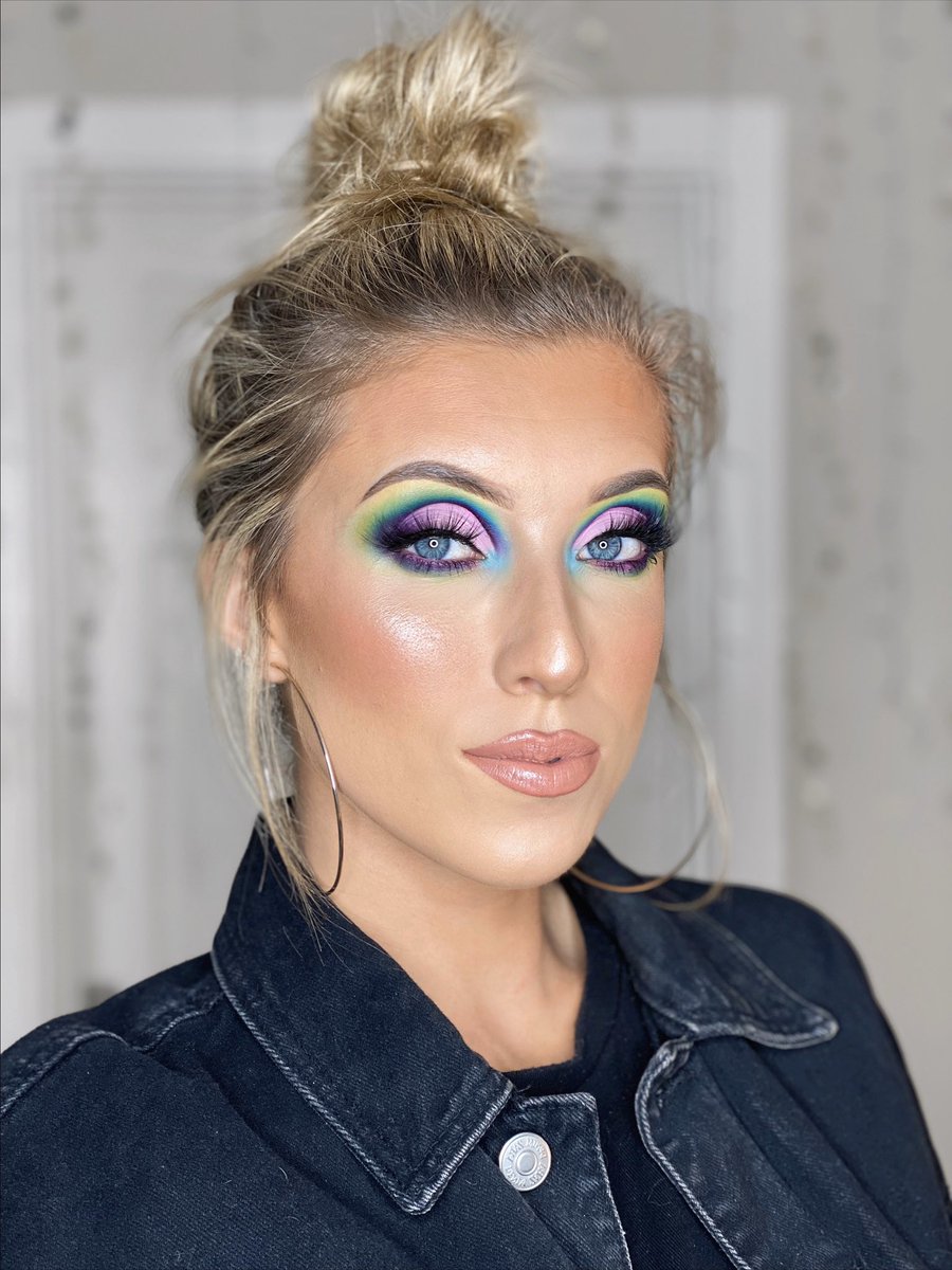 melissagraymua's tweet image. My favourite looks from my #100daysofmakeupchallenge #100daysofmakeup so far ❤️ in case @norvina1 wanna have a peak 😏