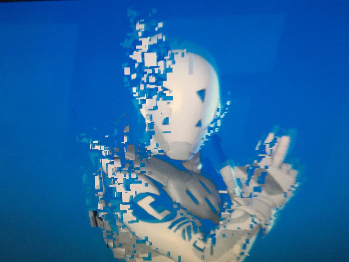 GetSomeFriends's tweet image. Look how 8Ball is invisible in some spots. like a ghosts

#Klaxxon #Fortnite #8ball