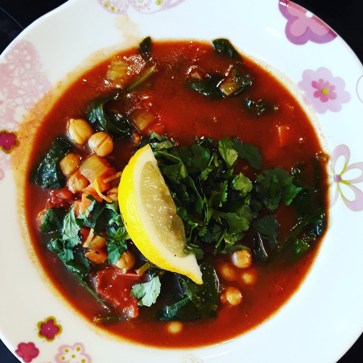 Delivery day 🌧 😊
Moroccan spiced khobz, sesame crust on a beautiful #OMB #sourdough 🍞
#soupoftheday 🥣 is a filling and delicious Moroccan Chickpea Soup with coriander and fresh lemon ☘🍋 Using <a href="/thegreedyfox1/">The Greedy Fox</a>
spices #microbakery #Exeter #Devon #DevonFoodie #DevonFoodArmy