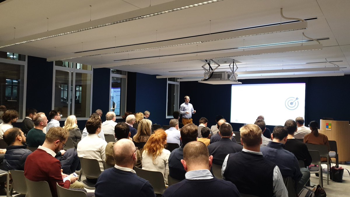 martinboam's tweet photo. @tomarbuthnot at the #commsverse meetup #microsoftstoreLDN https://t.co/5d3QpagDJy
