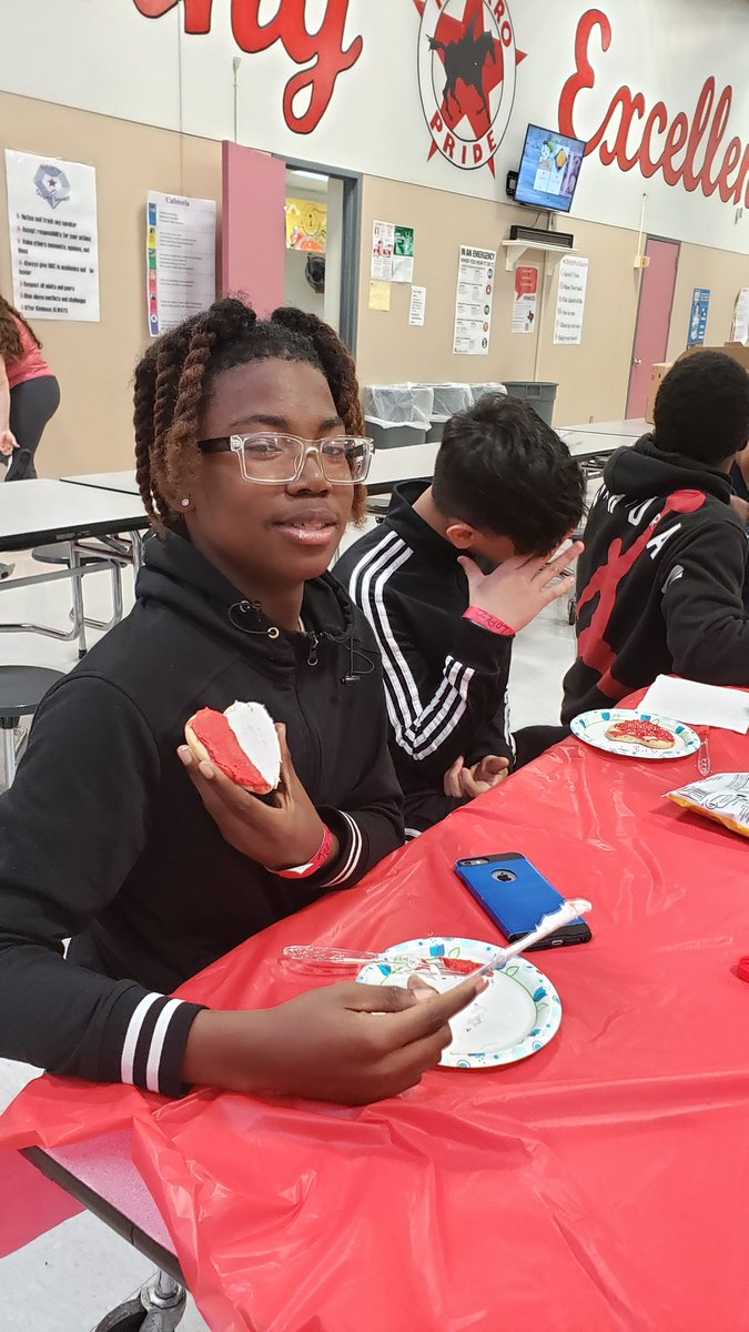 Navarro Middle tweet media