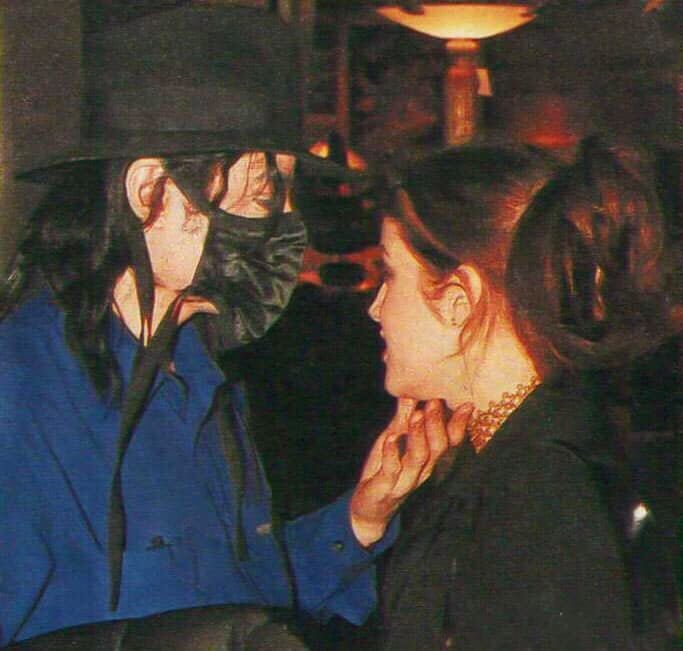 CatBlack CR®️ tweet media