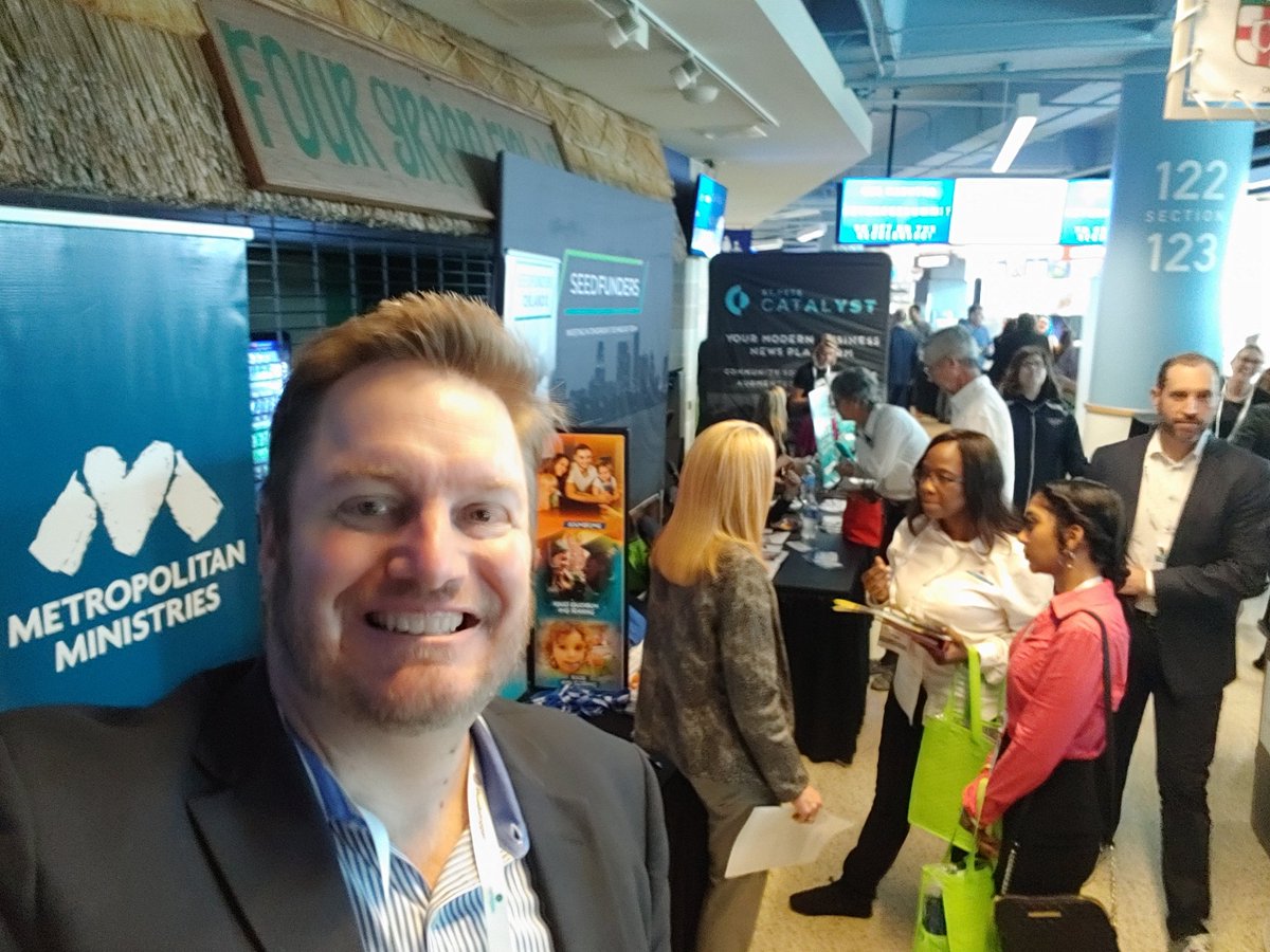 PatrickInTampa's tweet photo. Out here at @AmalieArena with @MetroMinistries for the #SynapseSummit2020. Its two days of entrepreneurial innovation with some incredible global business leaders presenting. Our own @ITBTampa is providing lunch for the conference! https://t.co/mXKu3Eyv32