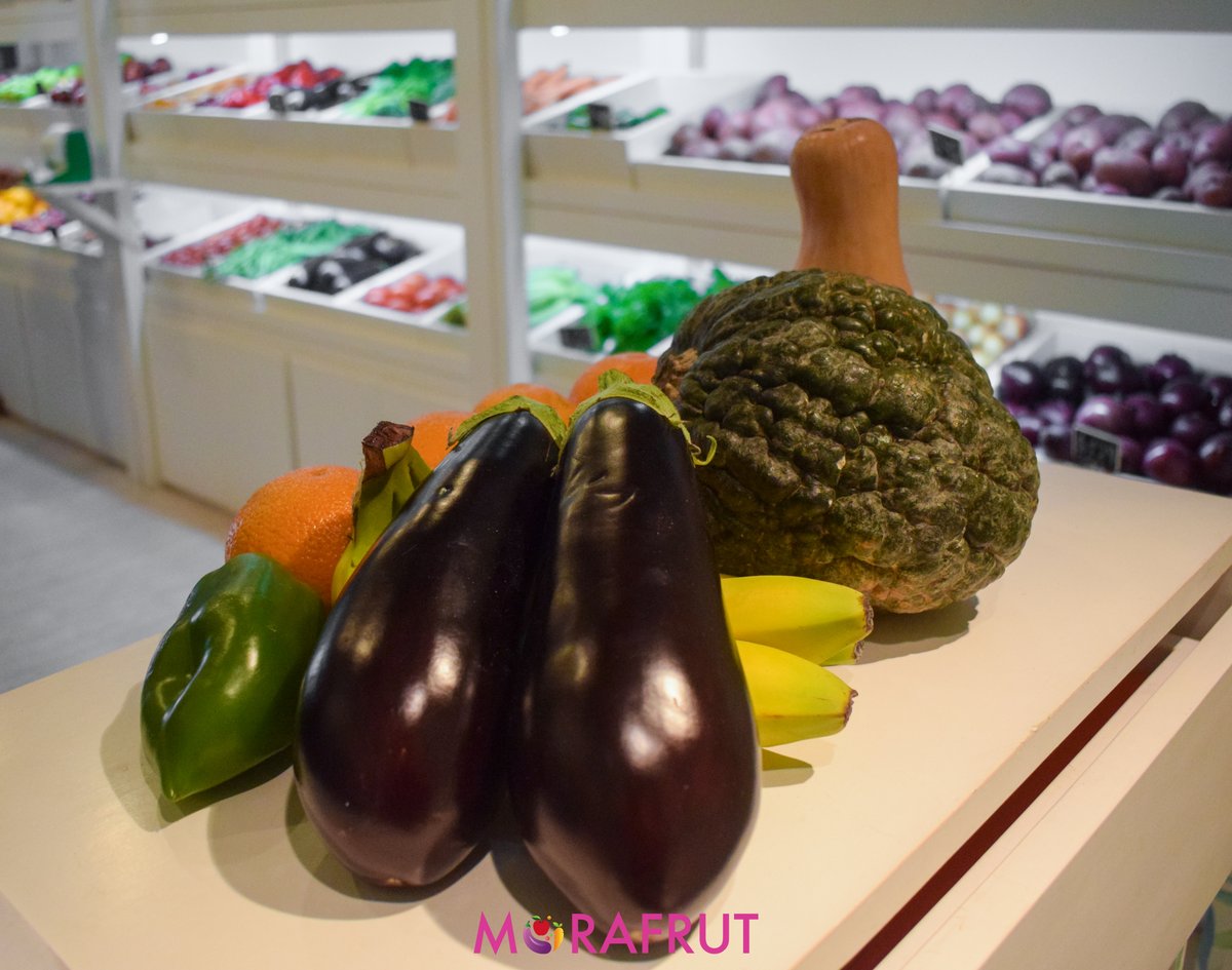 mujermujeruy's tweet photo. Ensaladas, licuados y todas las recetas que quieras hacer, van a quedar mucho mejor si los ingredientes los comprás en Mora Frut 😉
📍 Avenida Brasil 2838 Esquina Santiago Vázquez
☎ 27095977 - 092335673
📩 Y también podés hacer pedidos por mail a morafrutpocitos@gmail.com https://t.co/pigdAvCcRY