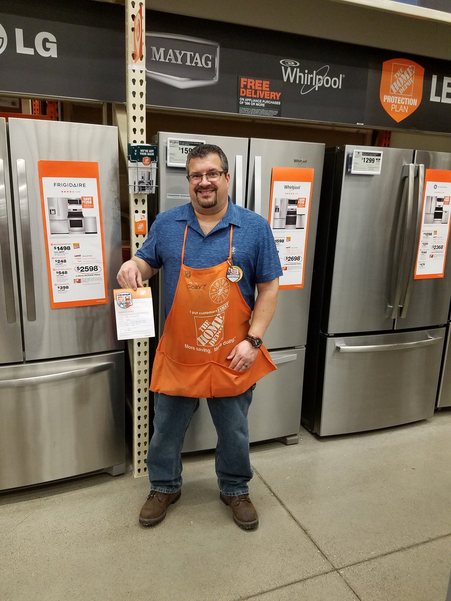 Cory D70 has 10 Leads in the last week! Way to drive pipeline! @AsalazarHD3848 <a href="/SeanMatson_THD/">Sean Matson</a> <a href="/holli_depot3848/">Holli Reynolds</a> <a href="/DorthanalL/">Dorthanal Leonard</a> <a href="/cgerdemann/">Christa Gerdemann</a> <a href="/fedulchak/">April Fedulchak</a>