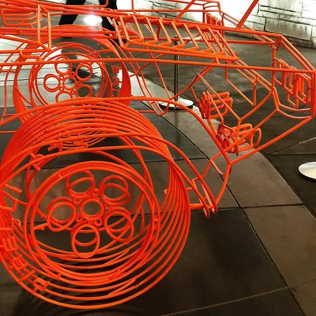 VEGASMAMAS's tweet photo. This thing gets a lotta press but in-person, it’s even better. Walk around it 360. Why?  Because it’s HOLLOW. #VEGASMAMAS https://t.co/HCmtoyhhvl https://t.co/MCrBLNsFr3
