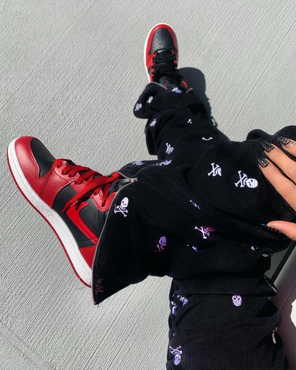 AlealiMay's tweet photo. 🖤🧛🏾‍♀️ https://t.co/ji8D53JXm8
