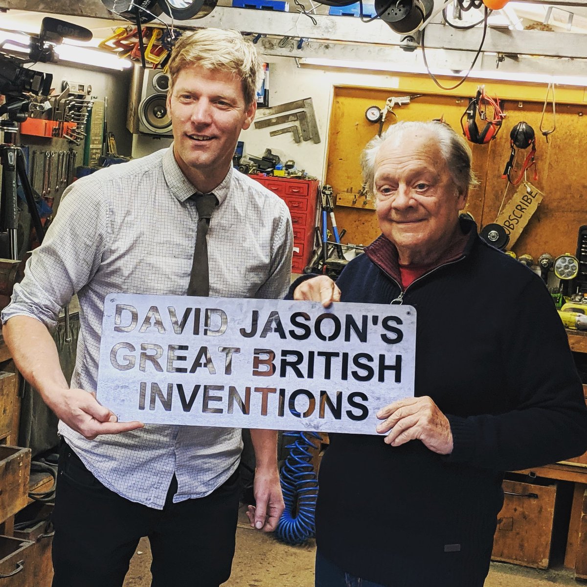 colin_furze's tweet image. What Inventions of mine would you show Sir David Jason?
Tonight 9pm, More4
#GreatBritishInventions #SirDavidJason #colinfurze #inventor #maker
