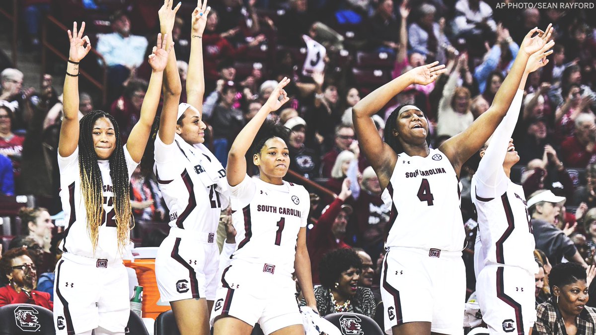 SECNetwork's tweet image. ✔️ No. 2 Baylor
✔️ No. 4 Maryland
✔️ No. 5 UConn
✔️ No. 9 Mississippi State
✔️ No. 13 Kentucky
✔️ No. 21 Arkansas
✔️ No. 22 Tennessee
✔️ No. 25 Arkansas
✔️ No. 25 South Dakota

@GamecockWBB has nine AP Top-25 wins this season -- the most by any team in the country!