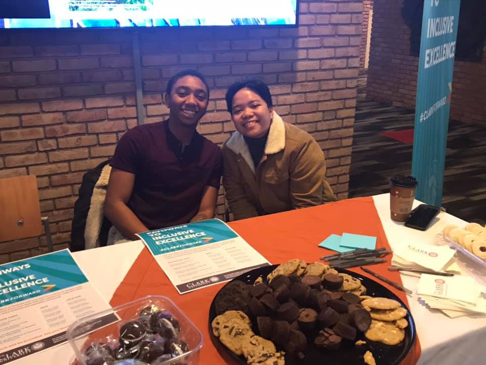 cu_odi's tweet image. The ODI is at the Academic Commons for #ClarkForward Café. Come share your ideas to advance diversity, equity, and inclusion at Clark. A big thank you to our fabulous Undergraduate Student ambassadors Eunice Dollete and Elliot Anderson for supporting this engagement!