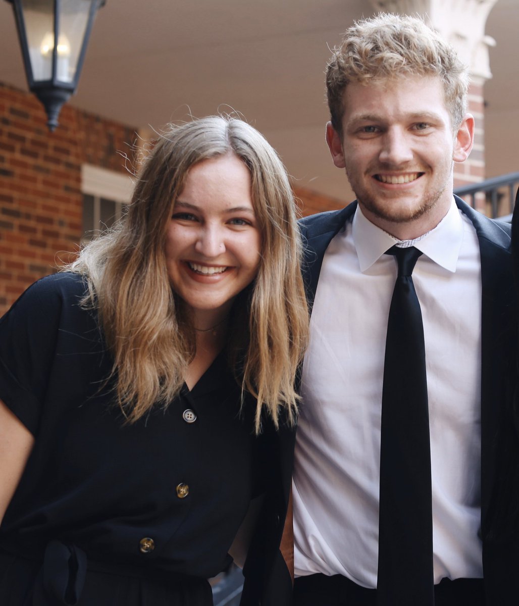 Zach and Alli want YOU to apply to be an Executive Director for the 50TH Freshman Follies!! Applications can be found in our bio and are due Feb. 27th at 11:59 PM!!