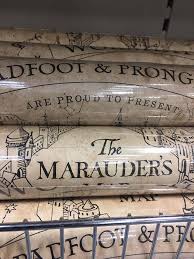 Lisa_Anders_'s tweet photo. @RickNorgles I'm not sure if I've taken this too far BUT... I've bought the wallpaper for my downstairs (under the stairs) bathroom! 🤓 https://t.co/b4FjIe0BzM