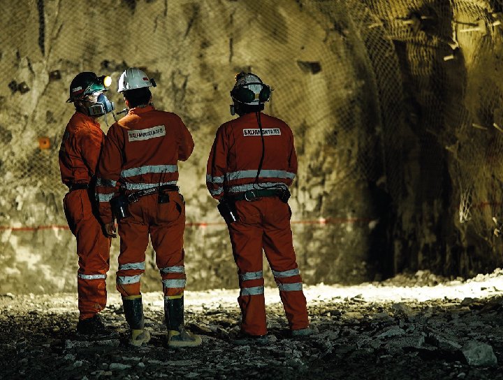 CharlesCrosbie's tweet photo. Introducing a new web series at @ExportDevCanada, "Meet a Buyer"! Register now to discover how to foster winning connections with @CodelcoChile in this first episode "Mining for Success: Connecting with Codelco" (Chile) https://t.co/54ixzs4qEJ #Copper #Trade https://t.co/XLC4wT7K1l