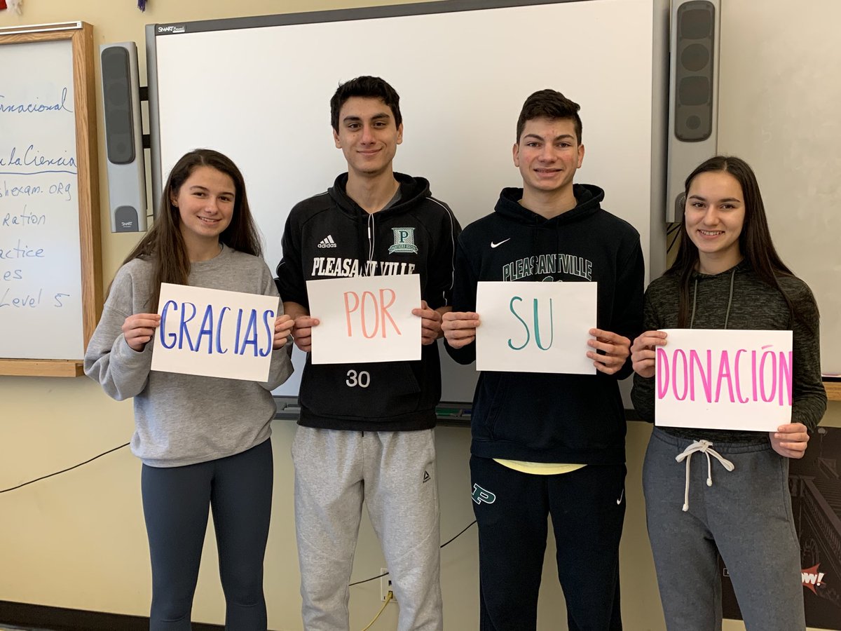 meri_nacho's tweet image. Pleasantville Mosaicos  officers giving thanks for the donation of $410 for Puerto Rico!👏🏻👏🏻