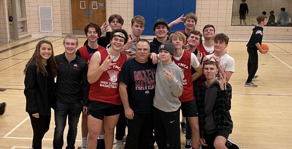 FiendsYball's tweet photo. due to some unfortunate misunderstandings on behalf of the north canton ymca the fiends have chosen not to participate in tonight’s game and enjoy some wings together 😔❤️ thanks for the support #gofiends #freethefiends #seriouslyhumphrey https://t.co/fm9f91jAUP