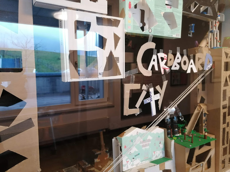 A Cardboard city is being built in our STEAM room! Super exciting! <a href="/wkirkwood/">wkirkwood</a> <a href="/CCCC_9999/">🤖Clement⚡Cheah🤖</a> #zislearns #zisexperience #makered