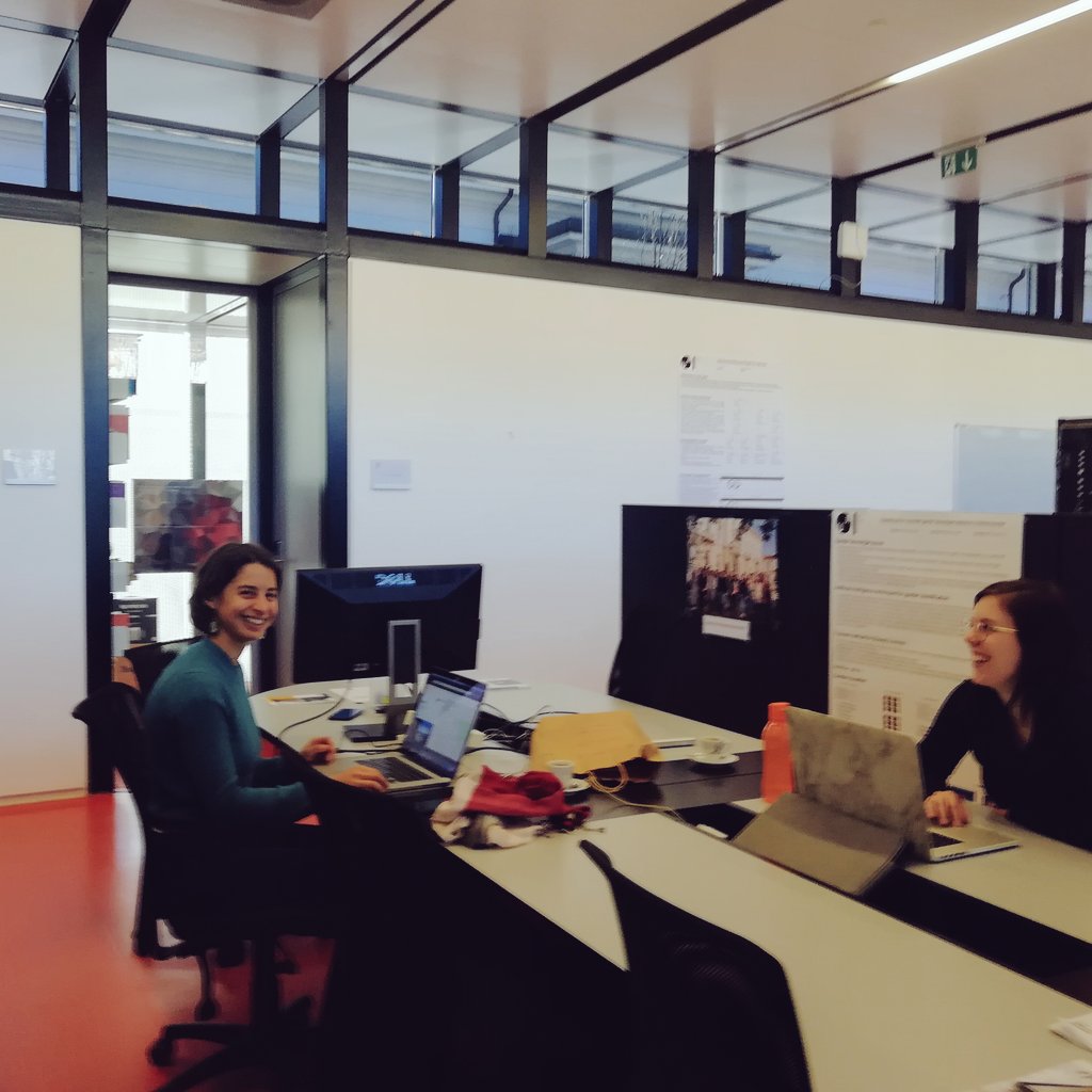 USI_INF's tweet photo. 😎 Great mood for our #informatics #showcase on Day1 of #OrientaTI
👩🏻💻 & celebrations for International #WomenInScienceDay ♀️ at @USI_university
#USILife #InformaticsIsEverywhere #WomenInSTEM #Thymio #3dprinting #ComputerGraphics #EqualOpportunities https://t.co/DHQv3WEEJx
