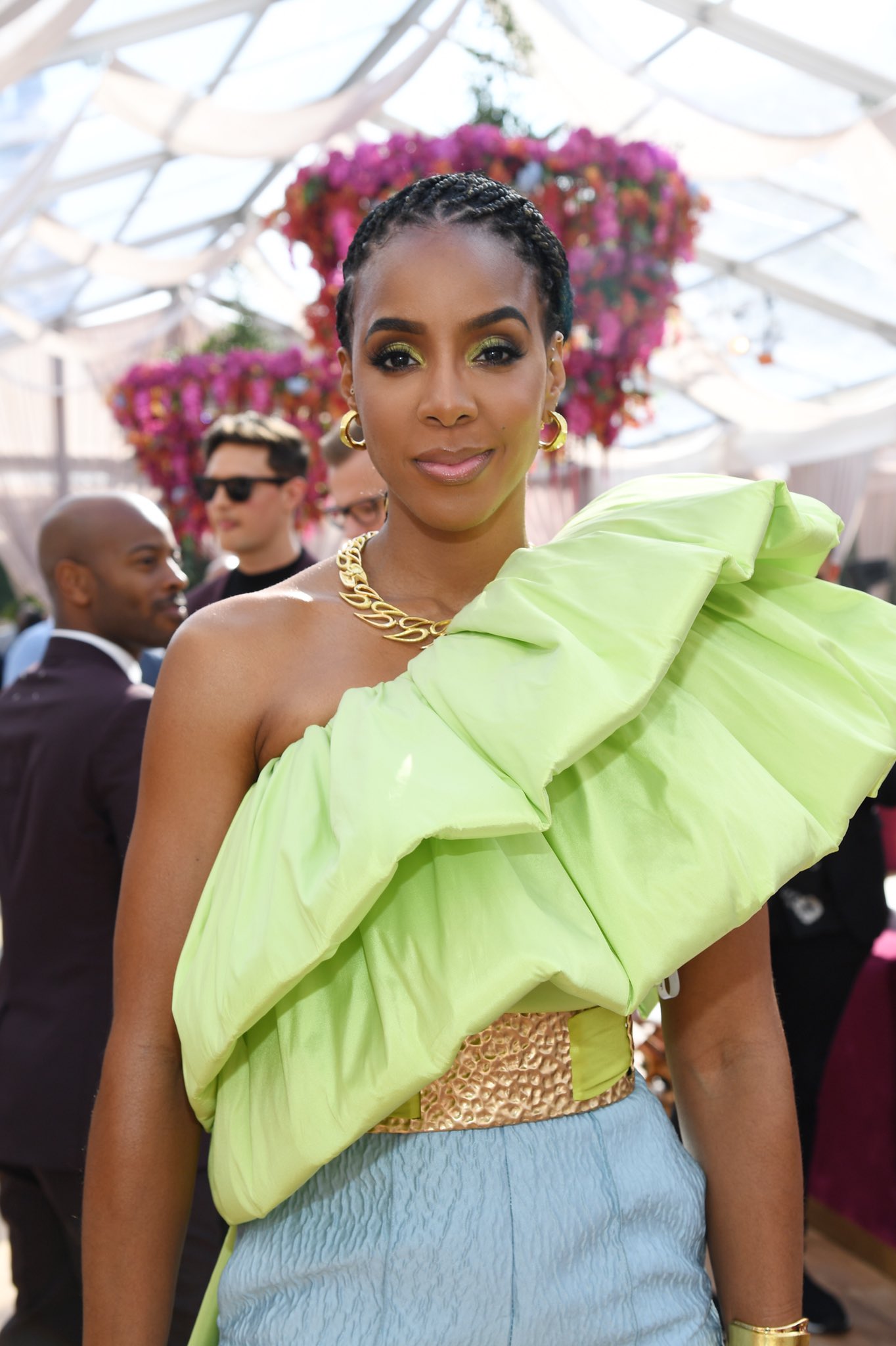 Happy 39th birthday to the effortless beauty Kelly Rowland! 