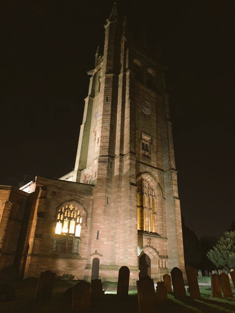 JennyA_Rawson's tweet photo. Thank you everyone who came along this evening, amazing to see so many people interested in swifts! The countdown begins now! #lessthan3months #letsgetboxesup #HertfordSwifts #devilbirds @AllSaintsHertf @SaveourSwifts @AfSwifts https://t.co/EabwIm2dcn