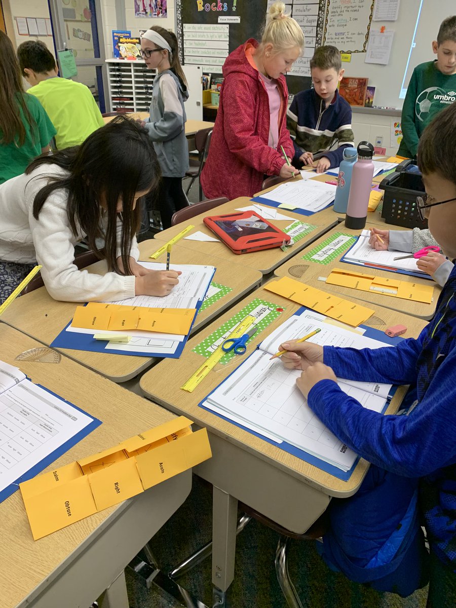 MrsZink_GV's tweet photo. Categorizing and classifying triangles today #gv_wilson https://t.co/nohgnhOhLi