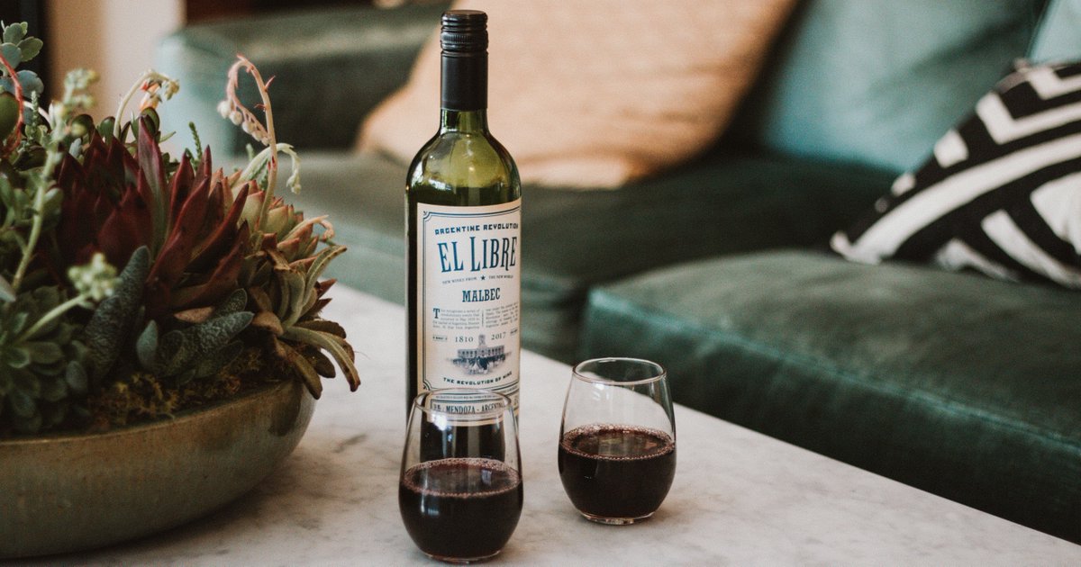 We believe that #wine and music go hand-in-hand, and when you stay with us we want you to enjoy both! This offer includes a complimentary bottle of wine upon check-in to enjoy in your cozy room. Learn more: bit.ly/39sIgWi