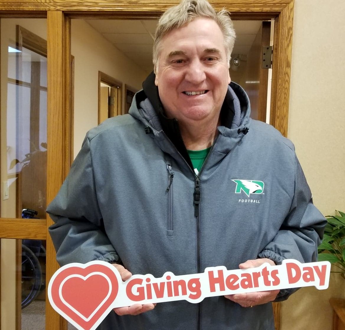 NDAD4YOU's tweet photo. “#CountMe4NDAD because it’s a great help to individuals who need help in a time of need.” - Kyle "Bubba" Schweigert, #NorthDakota college football coach, https://t.co/yhXNpSivyw #NDAD_HELP #Minot #GrandForks #EGF #Fargo #Williston #health #disabilities #minnesota #countme https://t.co/NeCwfK2dAt