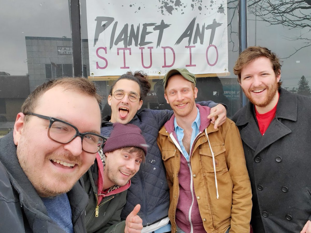 MichaelDupreyVH's tweet image. In this week's episode of #MDVH:
▪️ Ambient/post-rock trio Asklepius!
▪️ Walter Lousy (@aseriousmang ) just wants to sleep in his hammock but his neighbor kid won't let him!
▪️ What happens when you let your underwear get out of control?!

Listen: goo.gl/OimOq7