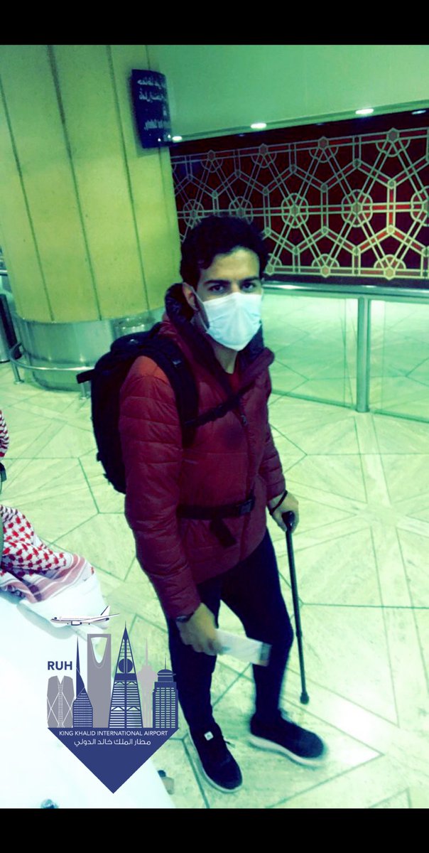 garwan2's tweet photo. من مطار الملك خالد في رحله علاجيه
الى الولايات المتحده الامريكيه
وان شاء الله تكون الرحله الختاميه لـ نهاية السرطان
شكرا لكم من القلب جميعا ، شكرا لدعواتكم واهتمامكم 
شكراً من الـ ❤️ (لاتنسوني من دعواتكم)

رغم أمتداد المرض عيا يموت الطموح
وبابً وراه أعتزازي : طارقه طـــارقه https://t.co/X4CQfukB56