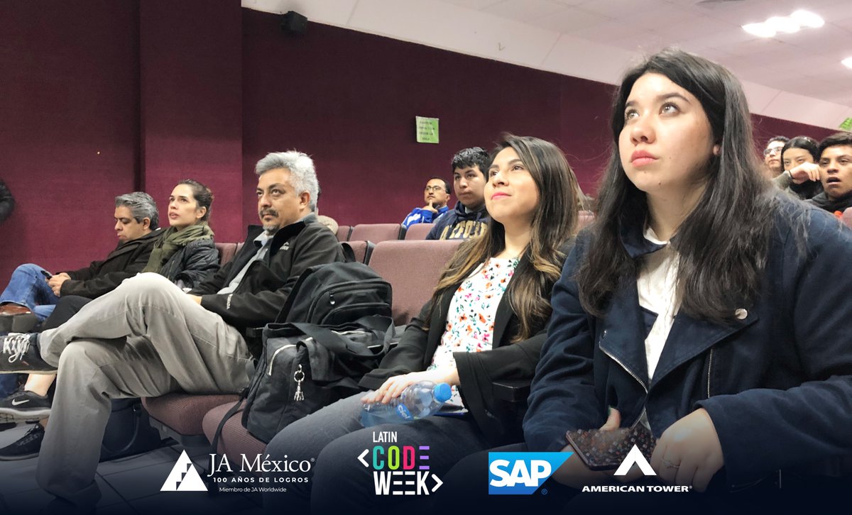 JAMexico_org's tweet photo. En el último día de actividades, participantes del @LatinCodeWeek recibieron una plática enfocada en habilidades para los trabajos del futuro gracias a @Accenture_MX y @SAP_Mexico 💡👩🏻💻| @sap4good @SAPLatinAmerica 🌎 https://t.co/r2jdC3JCVY