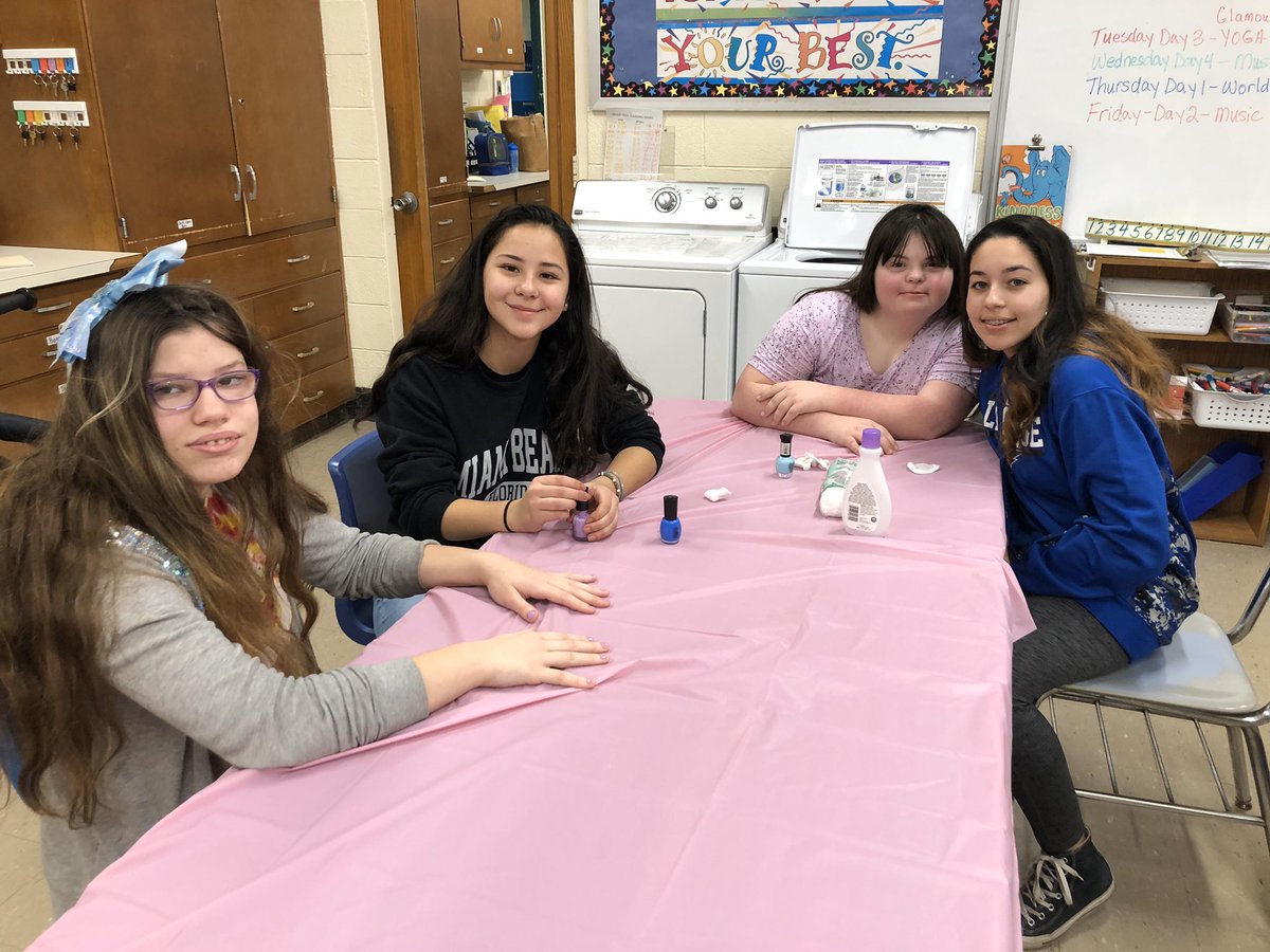 10 of our very own GlamourGals brought some love into our special needs class today! Providing manicures, makeovers, and fun activities💗 Spreading love and joy for Galentines day💗💗 <a href="/WHRHighSchool/">Warren Hills HS</a> <a href="/GlamourGals/">GlamourGals</a>