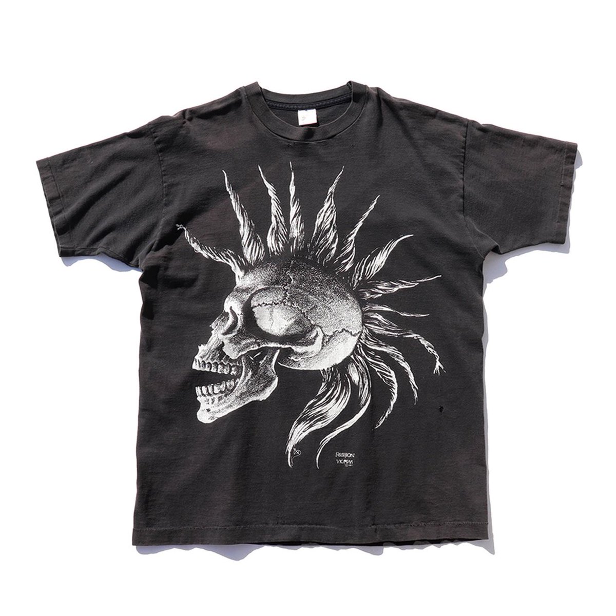 Post Junk Used Vintage 90 S Fashion Victim Mohawk Skull Usa製 Tシャツ Xl 詳細はweb Shopに掲載しております T Co I4yej4jazv を是非ご覧下さい Fashionvictim Mohawkskull ファッションヴィクティム ヴィンテージ 古着 Post Junk Used Vintage 90 S Fashion Victim Mohawk Skull Usa製 Tシャツ Xl 詳細はweb Shopに掲載しております T Co I4yej4jazv を是非ご覧下さい Fashionvictim Mohawkskull ファッションヴィクティム ヴィンテージ 古着