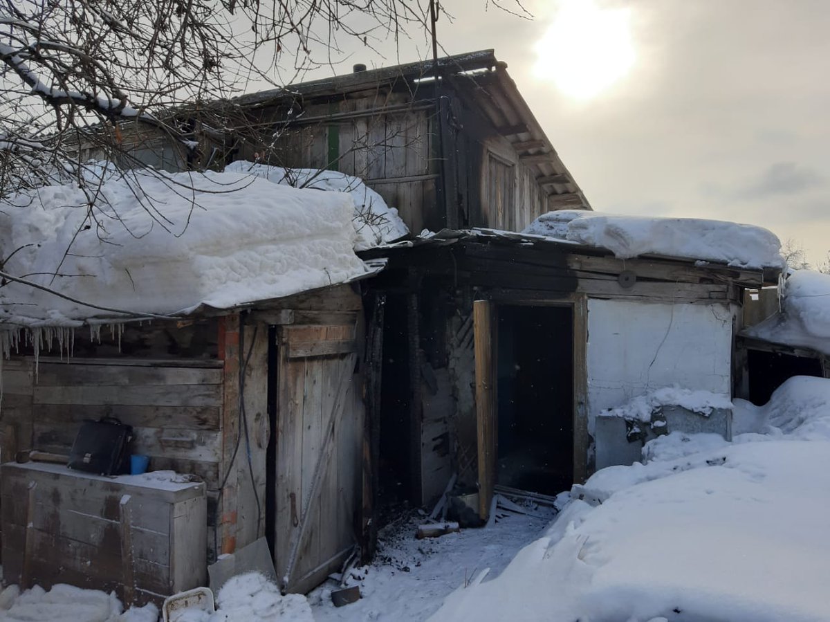 Погода на завтра искитим в искитиме. Пожар на канатной улице Искитим. Искитим газовая ночью.