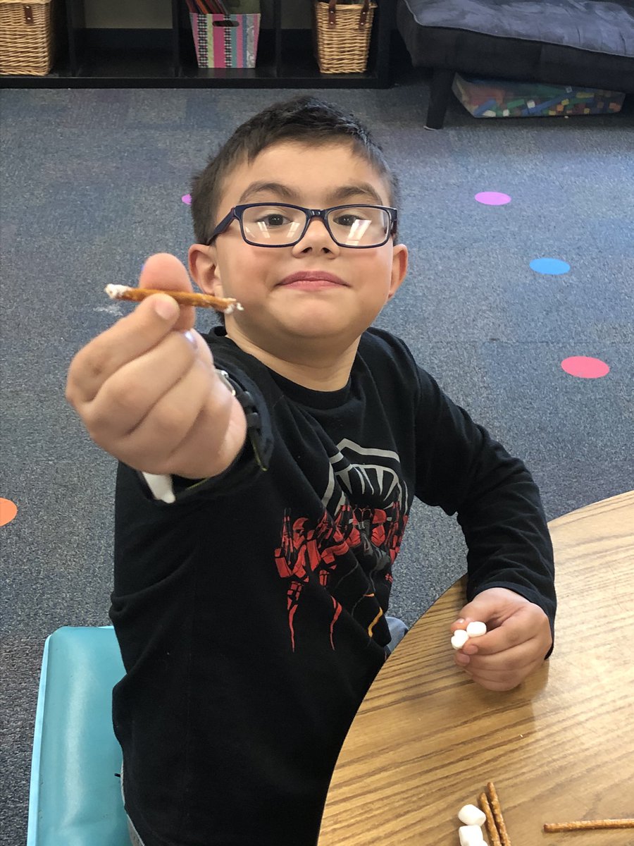 Solving math problems with marshmallows and pretzels !#raymarsh