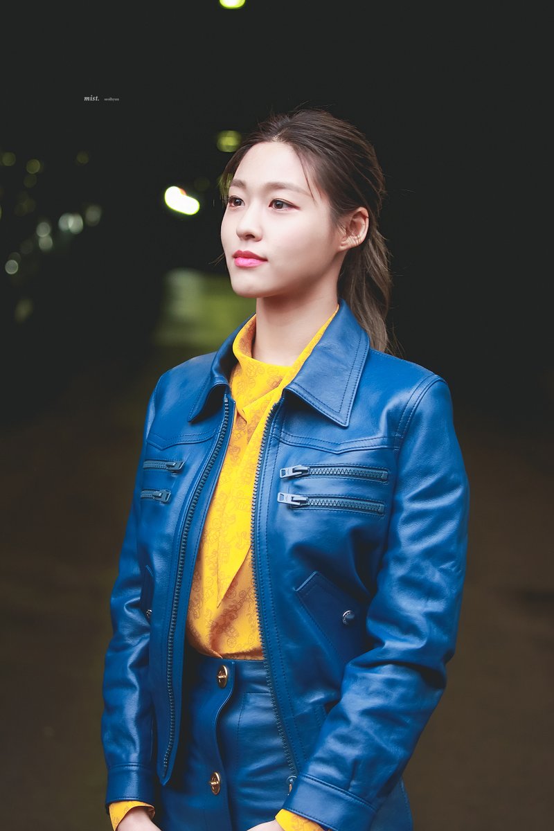 mist950103's tweet photo. 200211 New York Fashion Week
#설현 #SEOLHYUN #CoachFW20 #Coach @nyfw @Coach https://t.co/8MkronFm5o