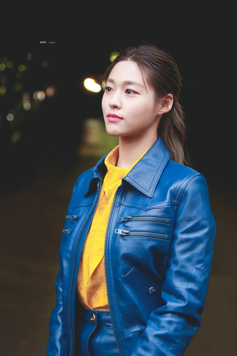 mist950103's tweet photo. 200211 New York Fashion Week
#설현 #SEOLHYUN #CoachFW20 #Coach @nyfw @Coach https://t.co/8MkronFm5o