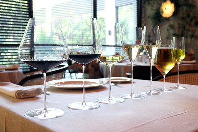 #Zalto, las copas artesanales que  realzan las propiedades del vino teniendo en cuenta la inclinación de la Tierra llegan a España de la mano de #Klimer bit.ly/Zalto #vinos #copas #cristal Klimer.es <a href="/klimeres/">klimer.es</a> <a href="/ZaltoGlas/">Zalto Glasmanufaktur</a> Zalto