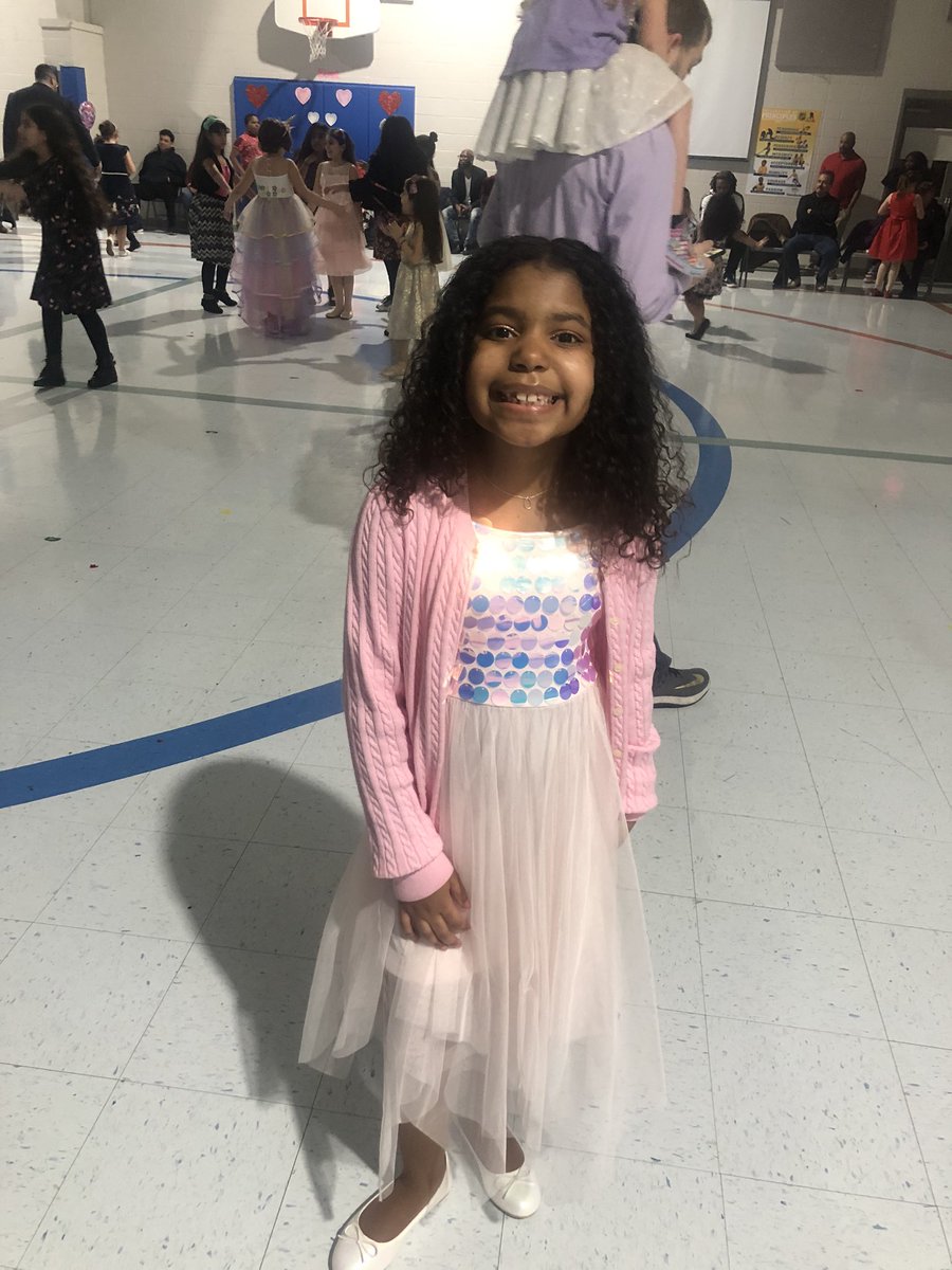 Lakeview Design Ctr tweet media