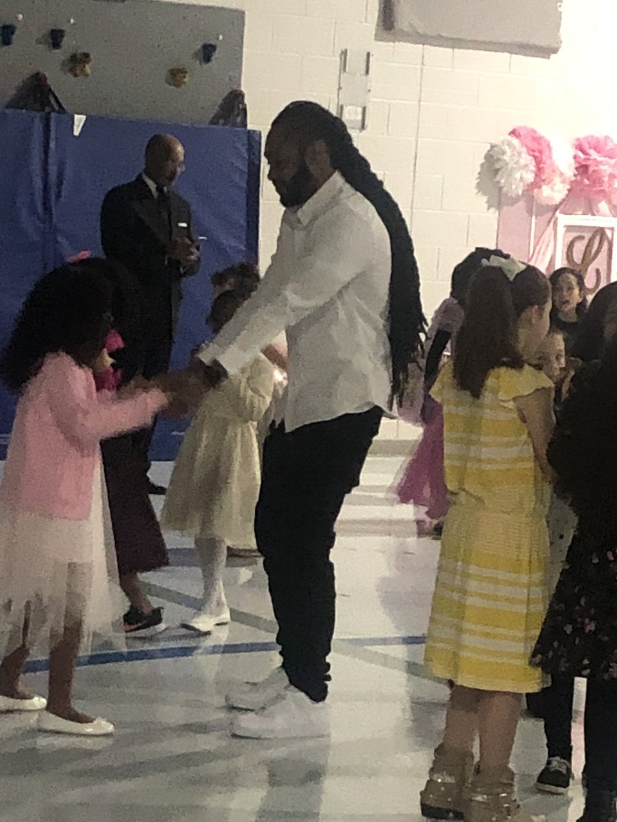 Lakeview Design Ctr tweet media